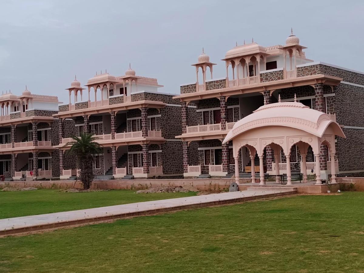 Bhanwar Singh Palace ชัยปุระ ภายนอก รูปภาพ